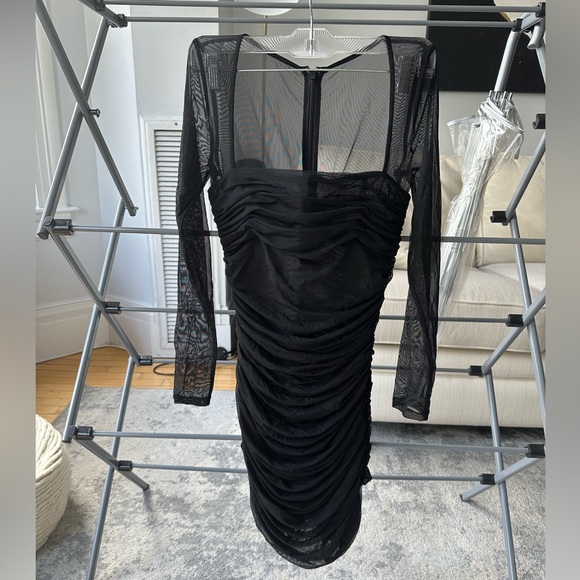 Aritzia Babaton black dress size 4 - Picture 2 of 4